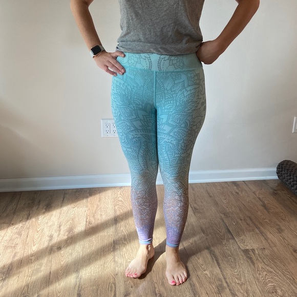 🎉Huge lot of leggings🎉 - Picture 5 of 6